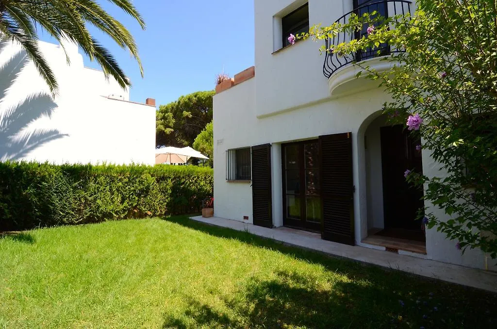 Villa Piverd Del Golf Pals Ferienhaus