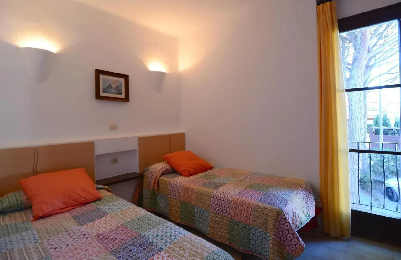 Ferienhaus Villa Piverd Del Golf Pals Spanien
